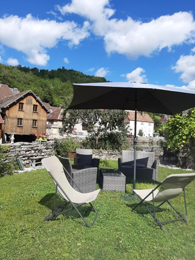 Bed and Breakfast Au Fil De Lods Exterior foto