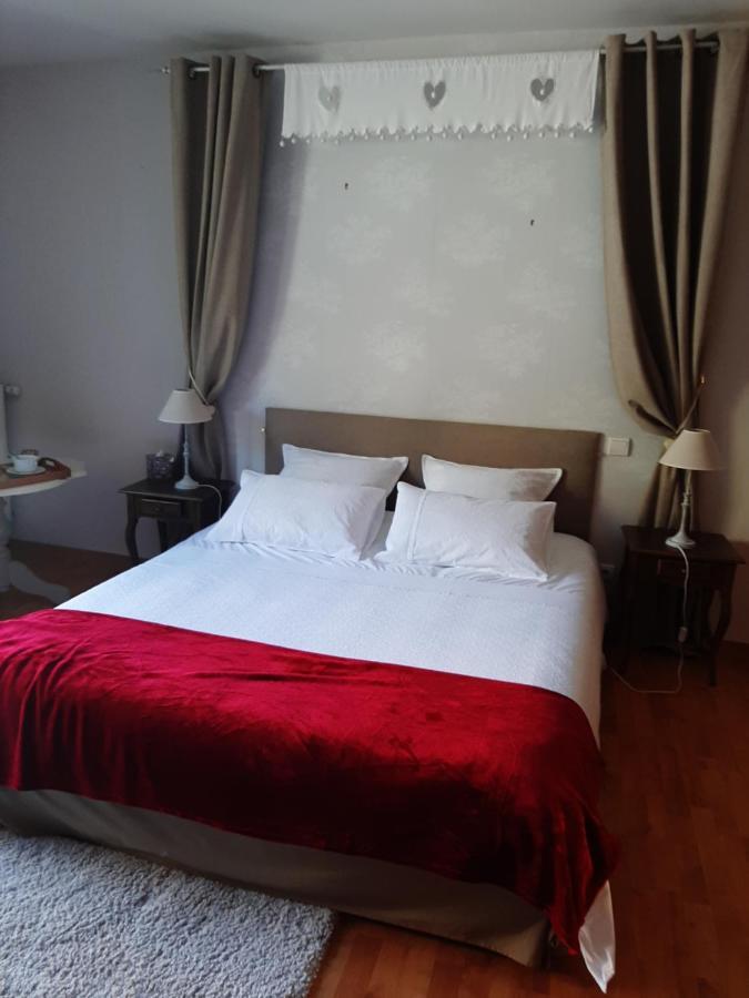 Bed and Breakfast Au Fil De Lods Exterior foto