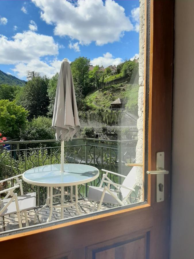 Bed and Breakfast Au Fil De Lods Exterior foto