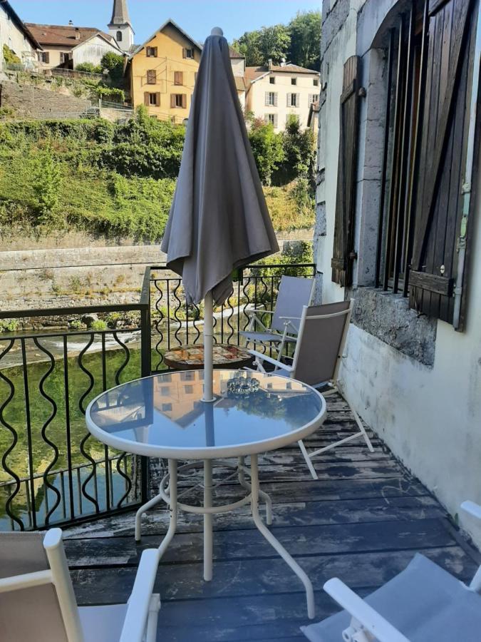 Bed and Breakfast Au Fil De Lods Exterior foto