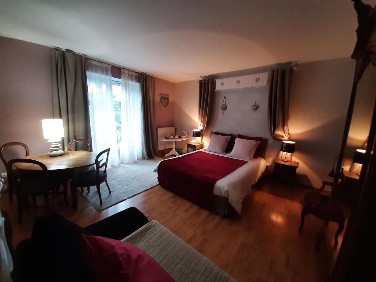 Bed and Breakfast Au Fil De Lods Exterior foto