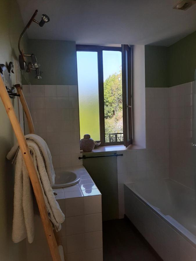 Bed and Breakfast Au Fil De Lods Exterior foto